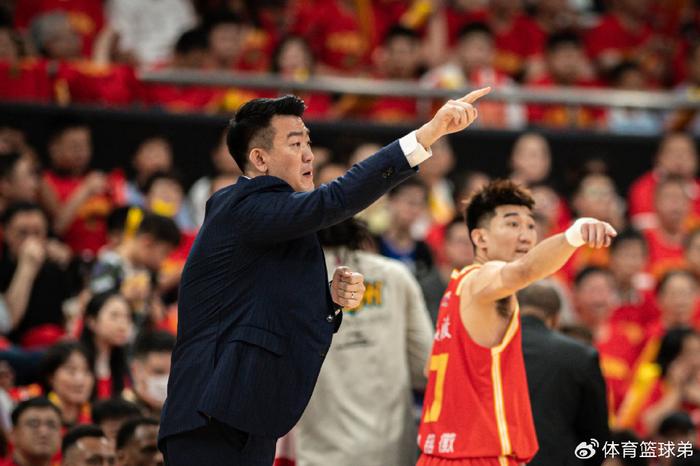 山东盯上辽宁超巨？欲全力出手，广厦队岌岌可危