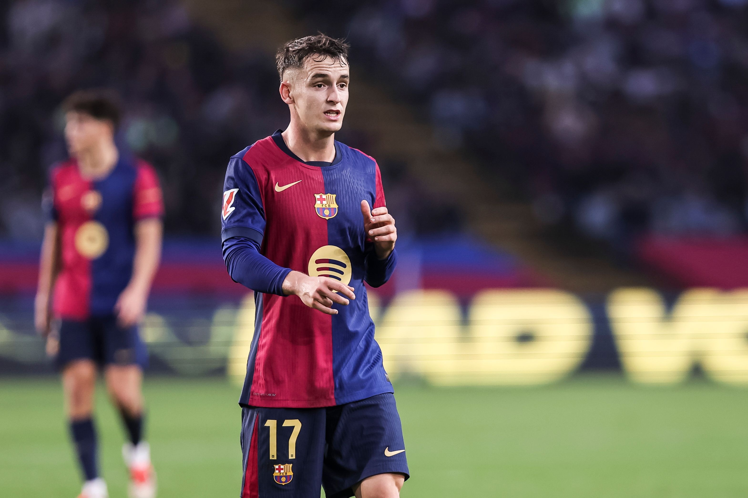 九游app最新版下载安装-每体：由于巴萨VIP座位收入还未获审批，出售卡萨多或将成为B计划