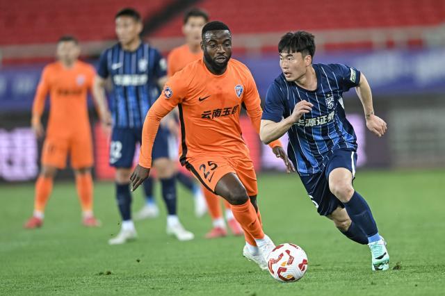 九游app下载最新版本-【中超】邓涵文1射2传 换帅三镇3比1玉昆赛季首胜