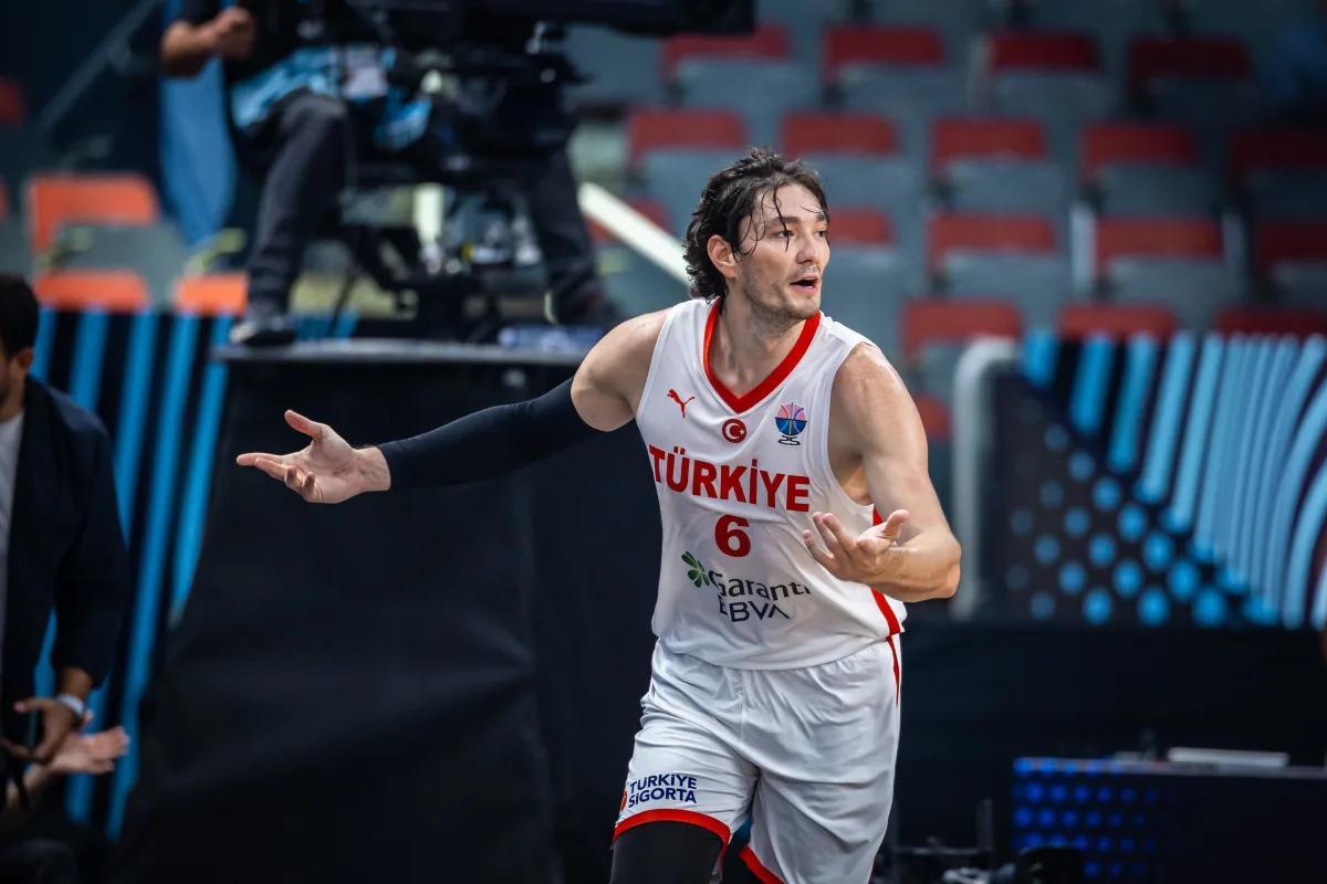 九游app下载最新版本-对手实力一般！前马刺其实侧翼大将没尽全力土耳其队依然大获全胜